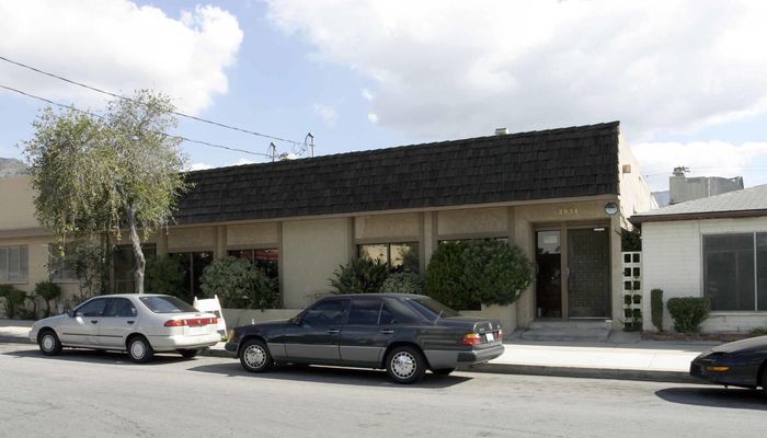 Warehouse Space for Sale at 2932-2934 N Naomi St Burbank, CA 91504 - #1