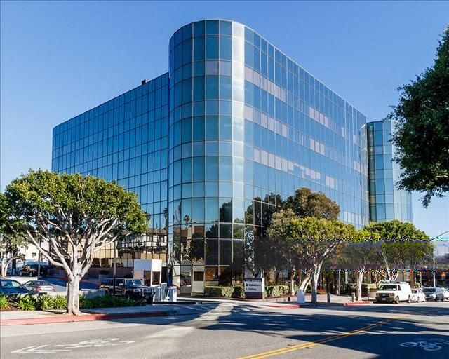 2001 Wilshire photo 4