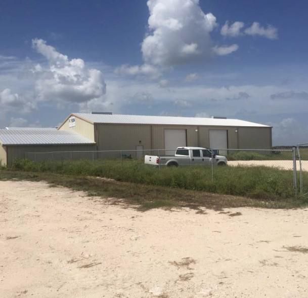 4520 Highway 359 photo 3