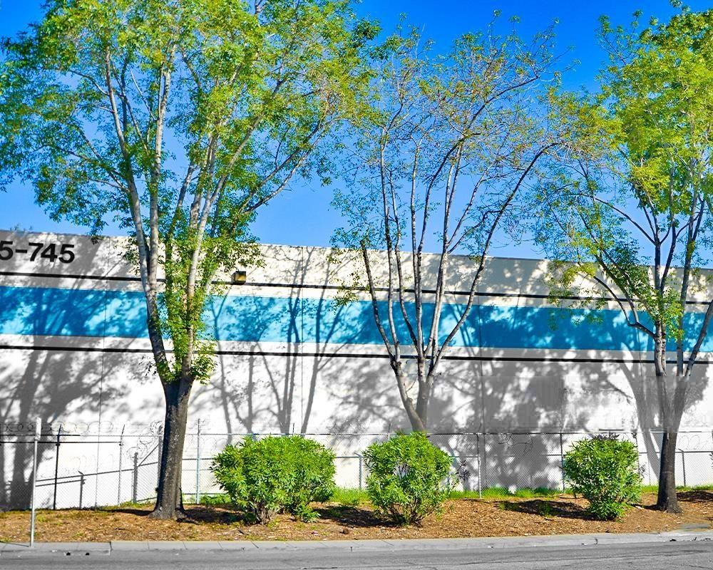 Elmhurst Business Park photo 3