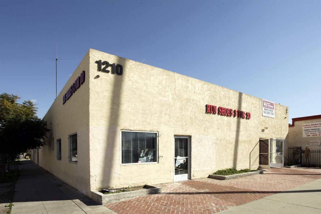 GAREY AVE photo 3