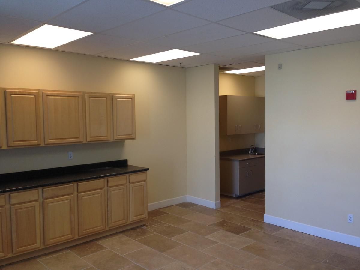 15375 Anacapa Rd photo 4