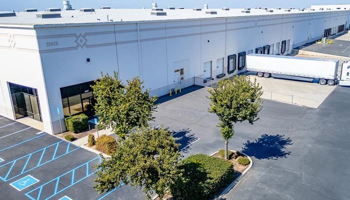 Warehouse Space for Rent at 2247 N Plaza Dr Visalia, CA 93291 - #6