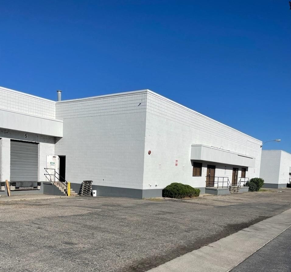 1700 South Industrial/Flex Building photo 2