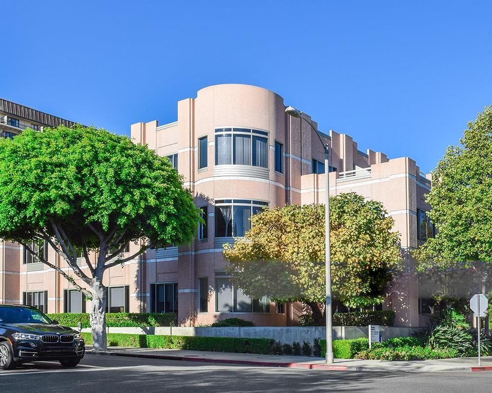 150 South Rodeo Drive photo 1