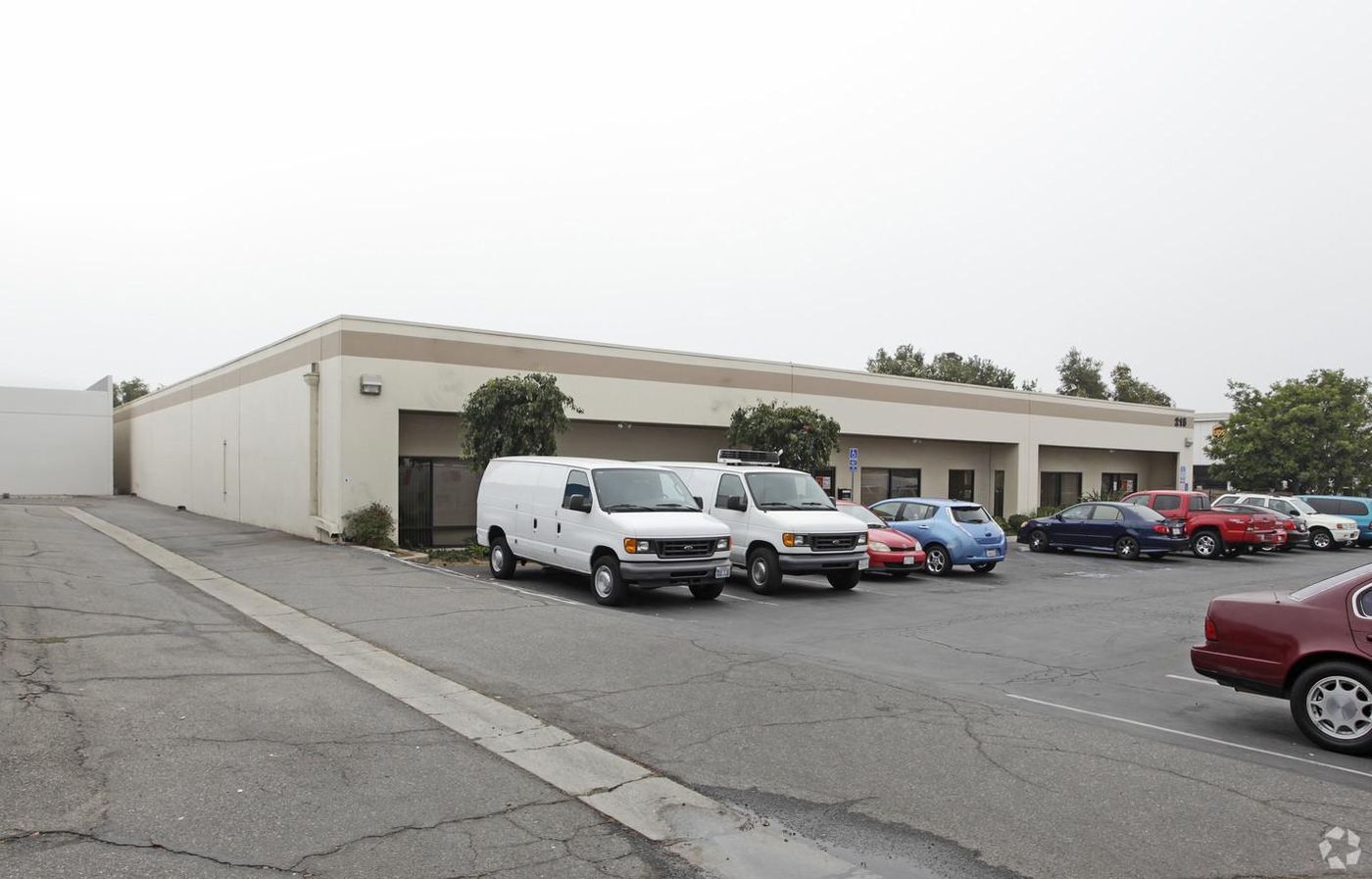 Commercial Building photo 4