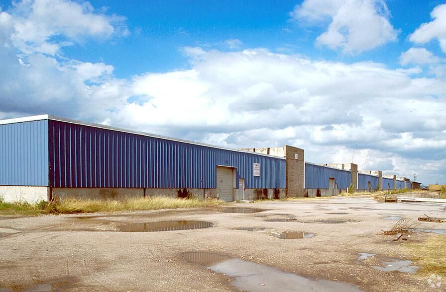 Building 1 2300 Quitman St photo 2
