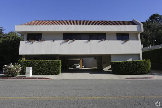 820 Moraga Dr