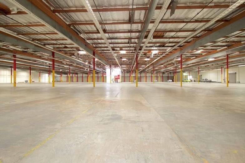 Multiple Spaces Property For Lease