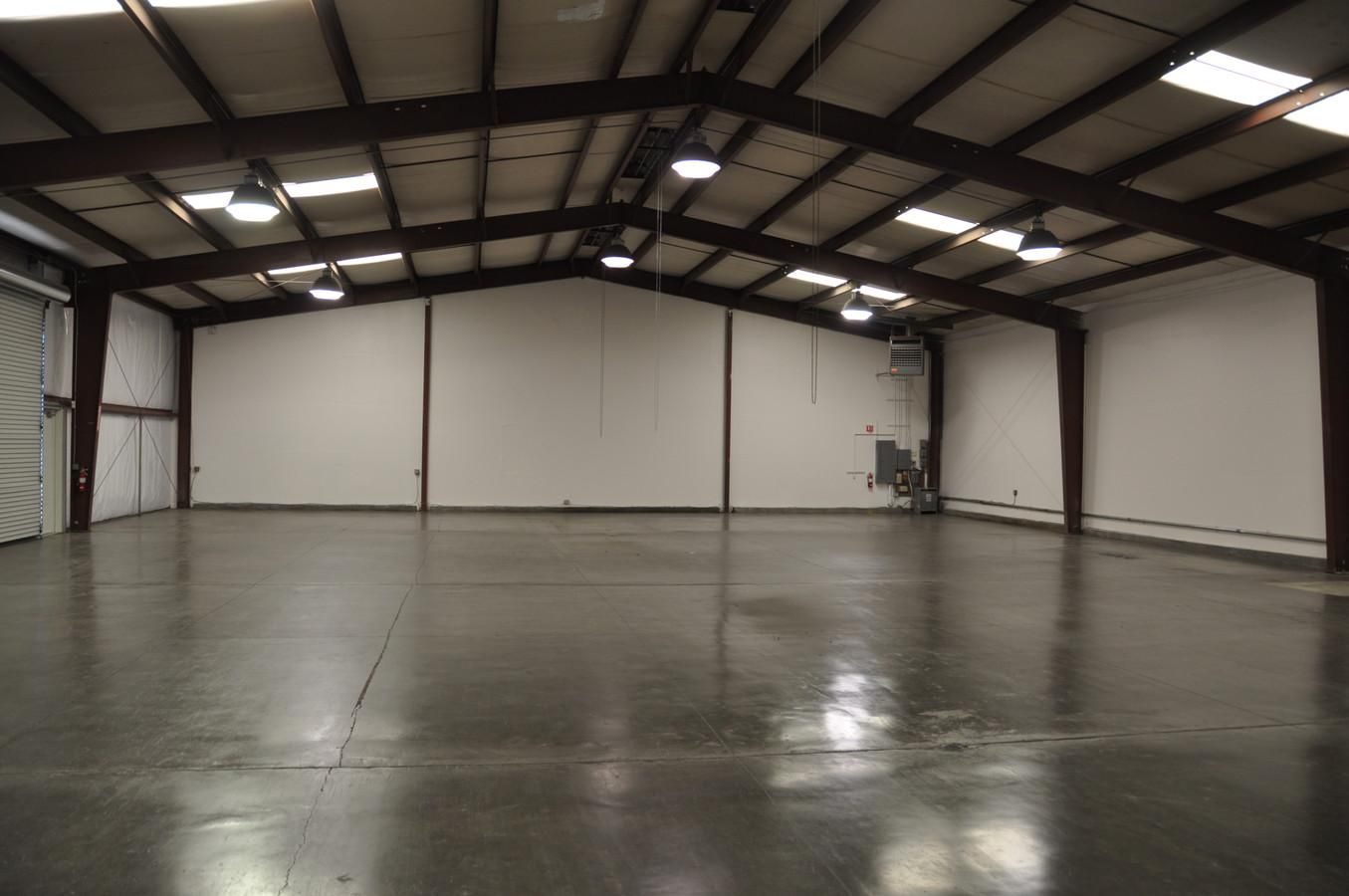Industrial Property For Lease photo 1