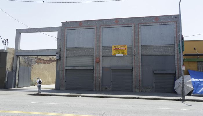 Warehouse Space for Rent at 538 S San Pedro St Los Angeles, CA 90013 - #2