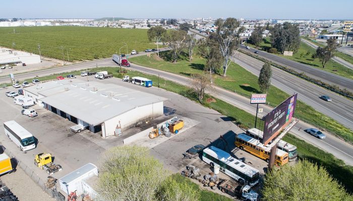 Warehouse Space for Sale at 4312 S Chestnut Ave Fresno, CA 93725 - #18