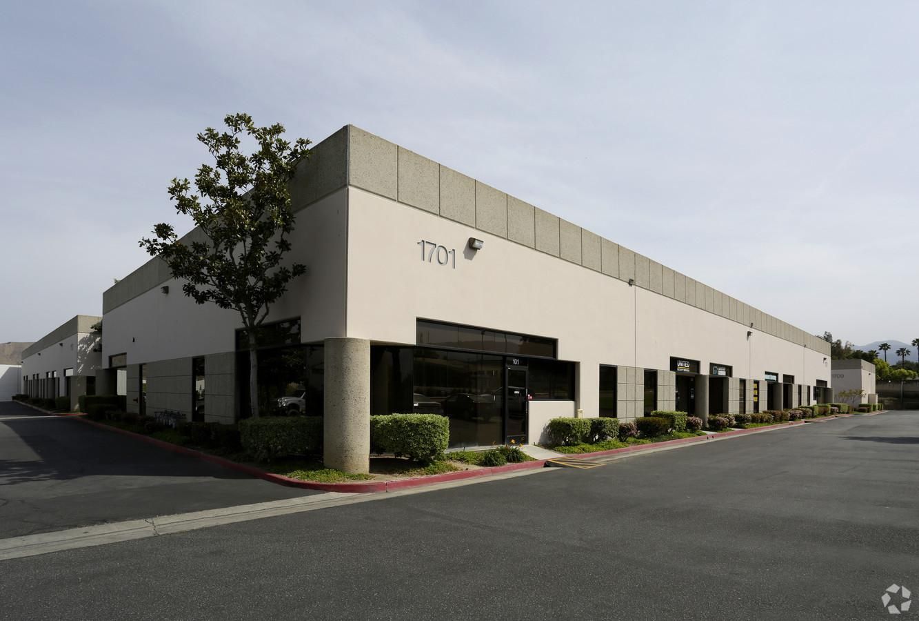 Industrial Property For Lease photo 1
