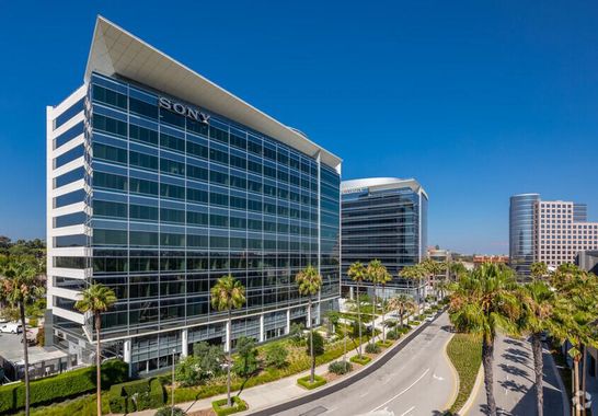 6080 Center Dr