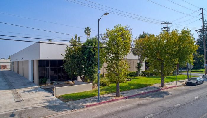 Warehouse Space for Rent at 6400 Variel Ave Woodland Hills, CA 91367 - #11