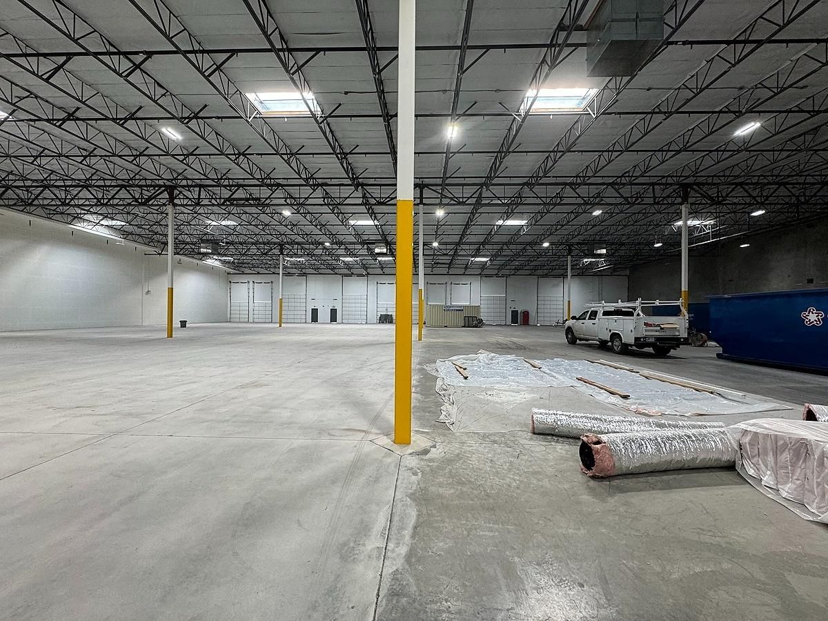 #1797 - Phoenix Warehouse Space for Rent photo 4