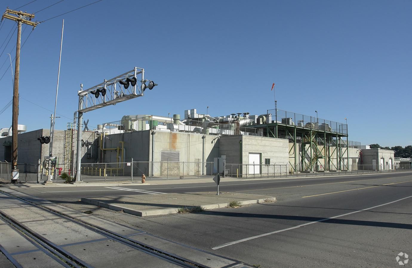Industrial Property For Lease photo 3