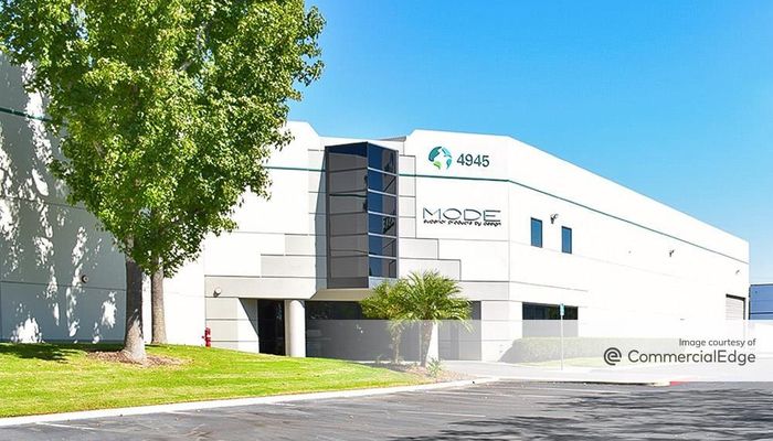 Warehouse Space for Rent at 4915-4925 E. Hunter Ave. Anaheim, CA 92807 - #3