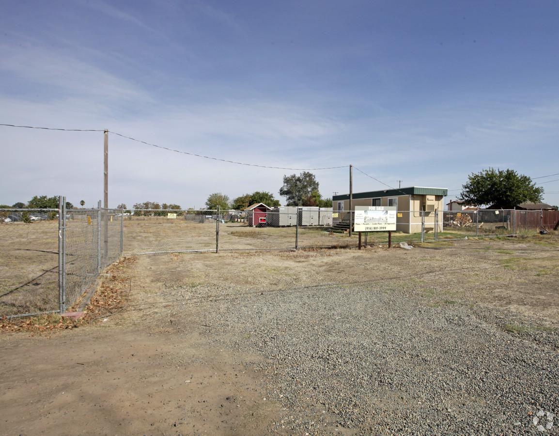 Industrial Property For Sale photo 2