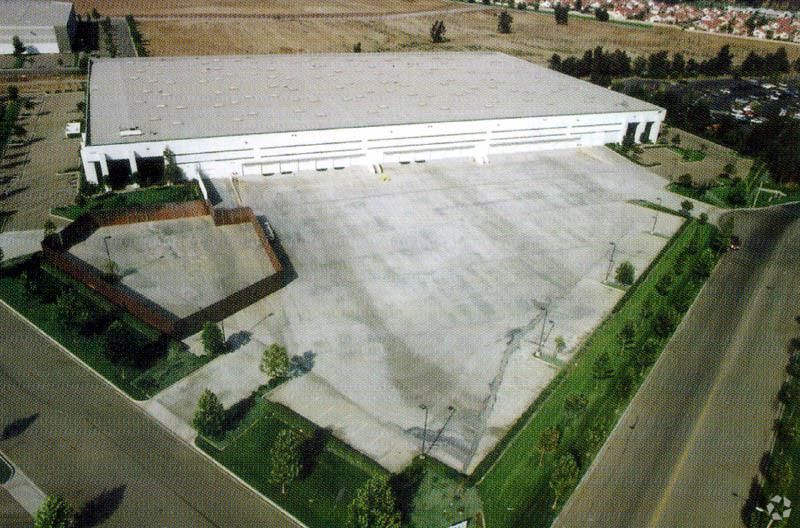 Industrial Property For Lease photo 4