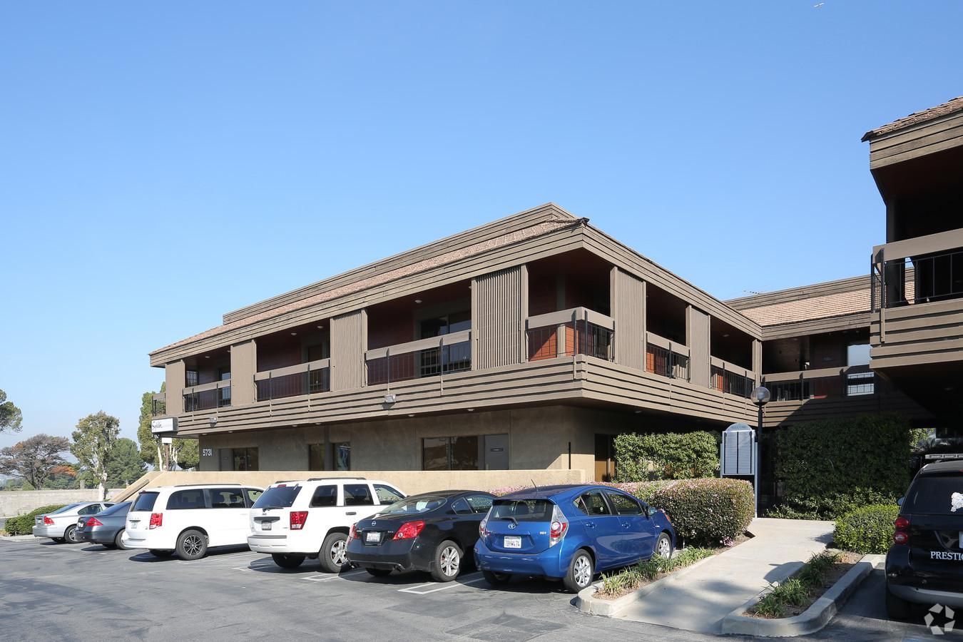 Bldg 5 photo 2