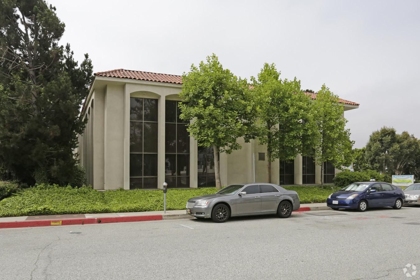 Office Property For Lease photo 4