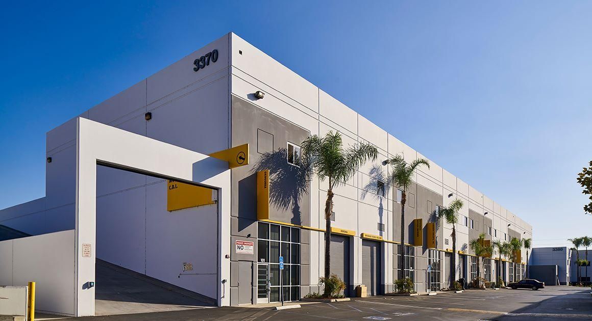 Glendale Commerce Center photo 2