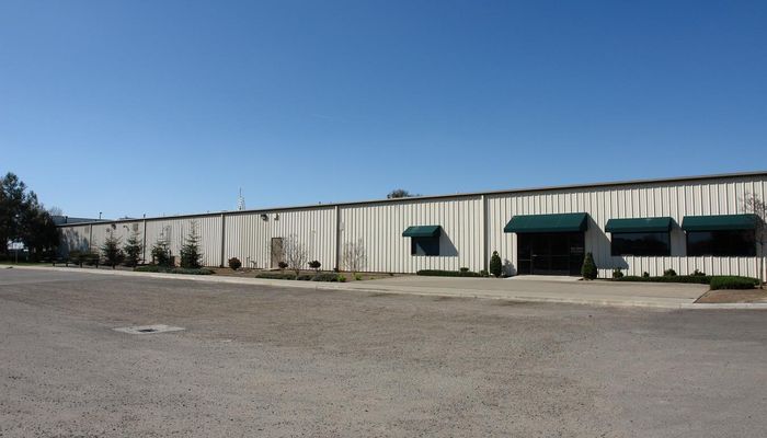 Warehouse Space for Sale at 3950-3962 S K St Tulare, CA 93274 - #2