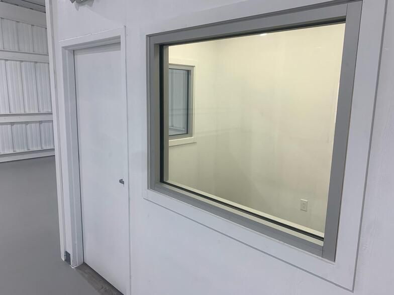GALLERIA WAREHOUSE-OPEN SPACE 5709 Schumacher Ln photo 4