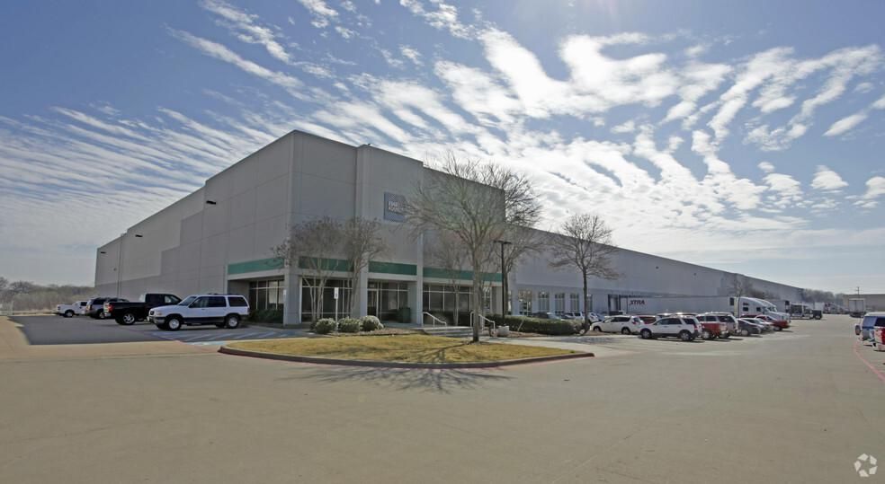 Prologis GSW 51 2750 114th St photo 1