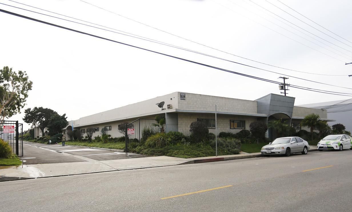 Industrial Property For Lease photo 1