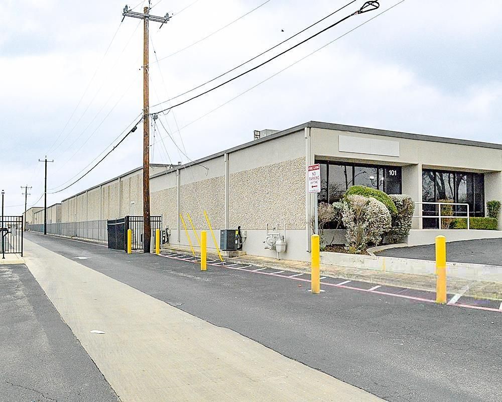 Broadway Business Park photo 2