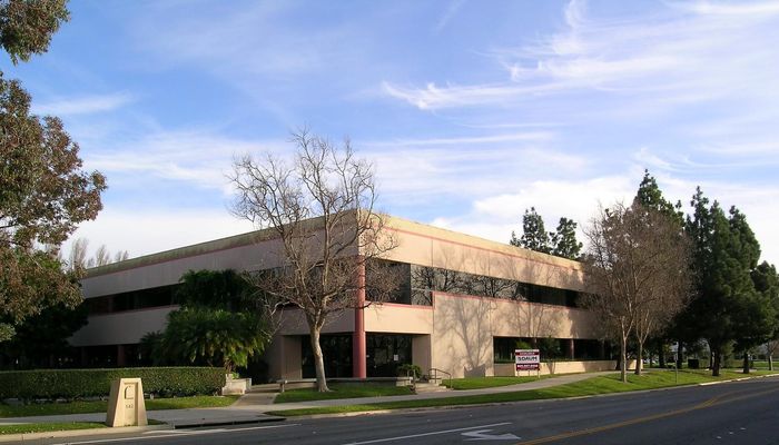 Warehouse Space for Sale at 542 Flynn Rd Camarillo, CA 93012 - #1