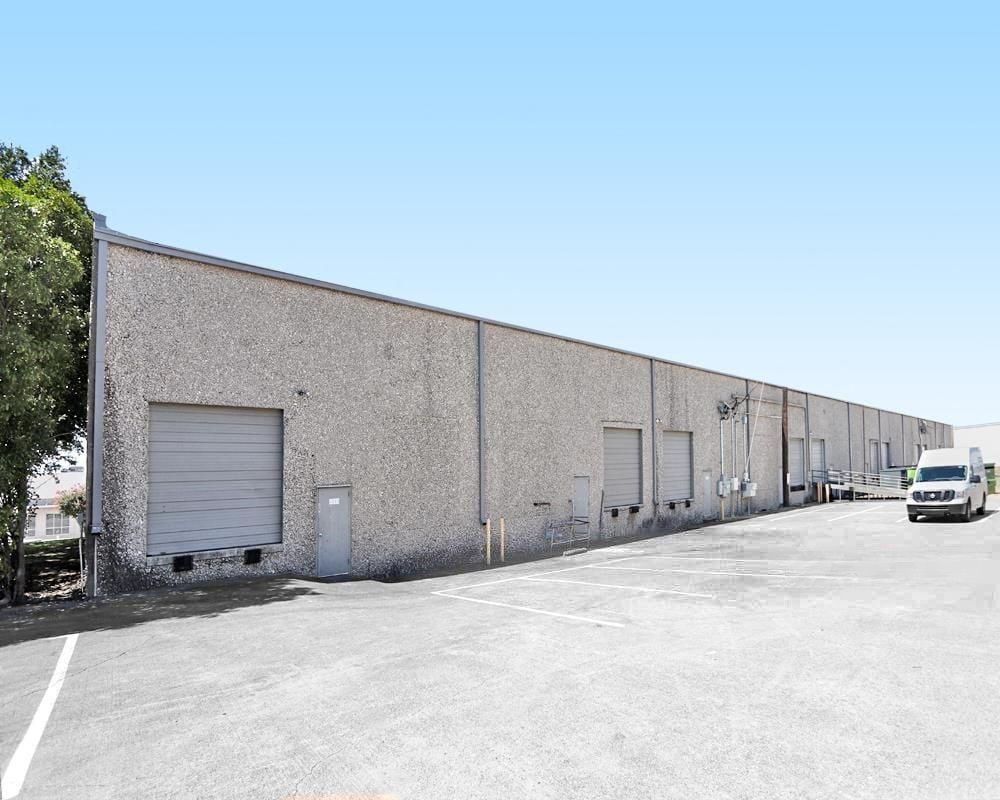 4124-4140 Billy Mitchell Drive & 4117-4135 Lindbergh Drive photo 2