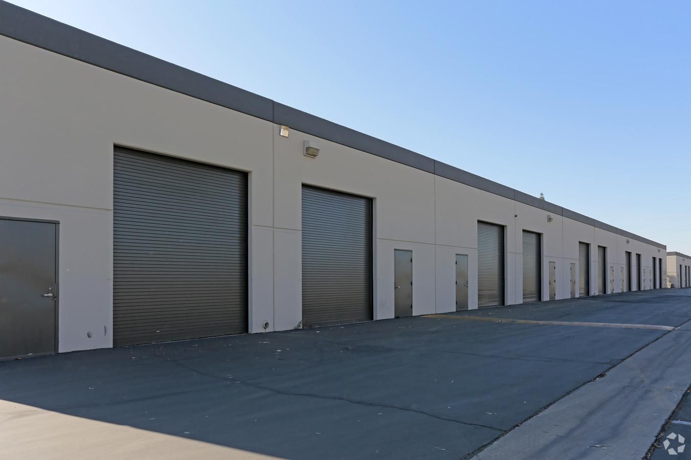 Flex Property For Lease photo 2