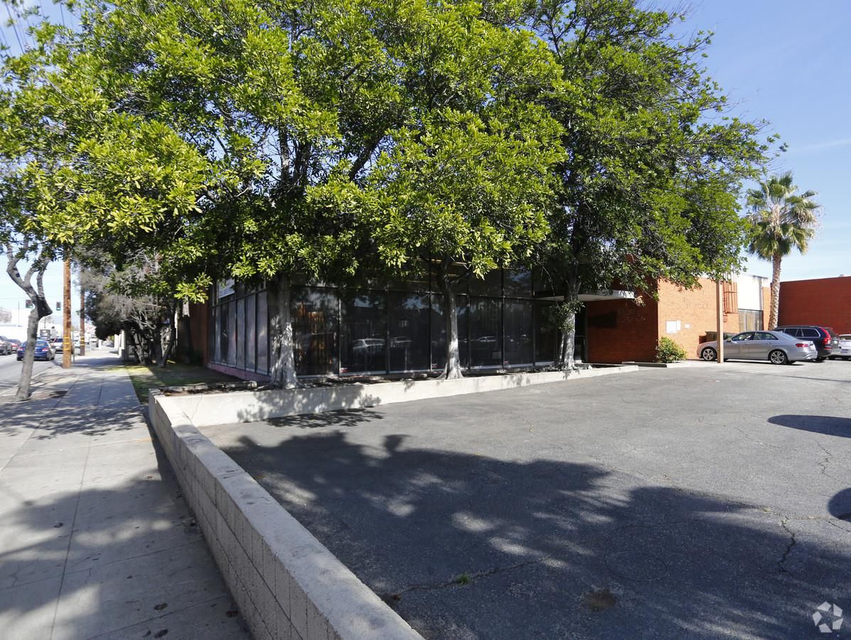 Industrial Property For Lease photo 2