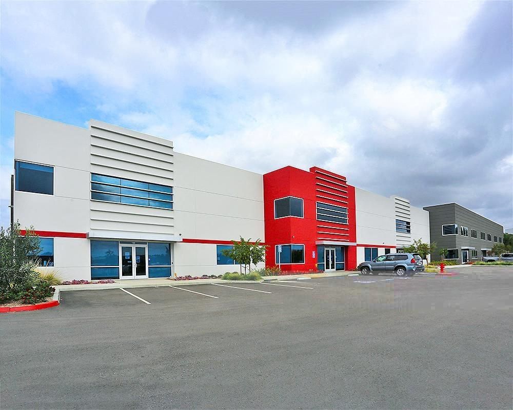 Pacific Vista Commerce Center - A photo 2
