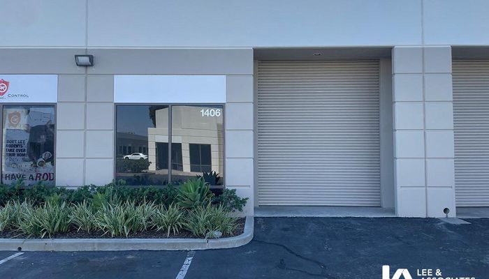 Warehouse Space for Rent at 1400 East 33rd Street Signal Hill, CA 90755 - #2