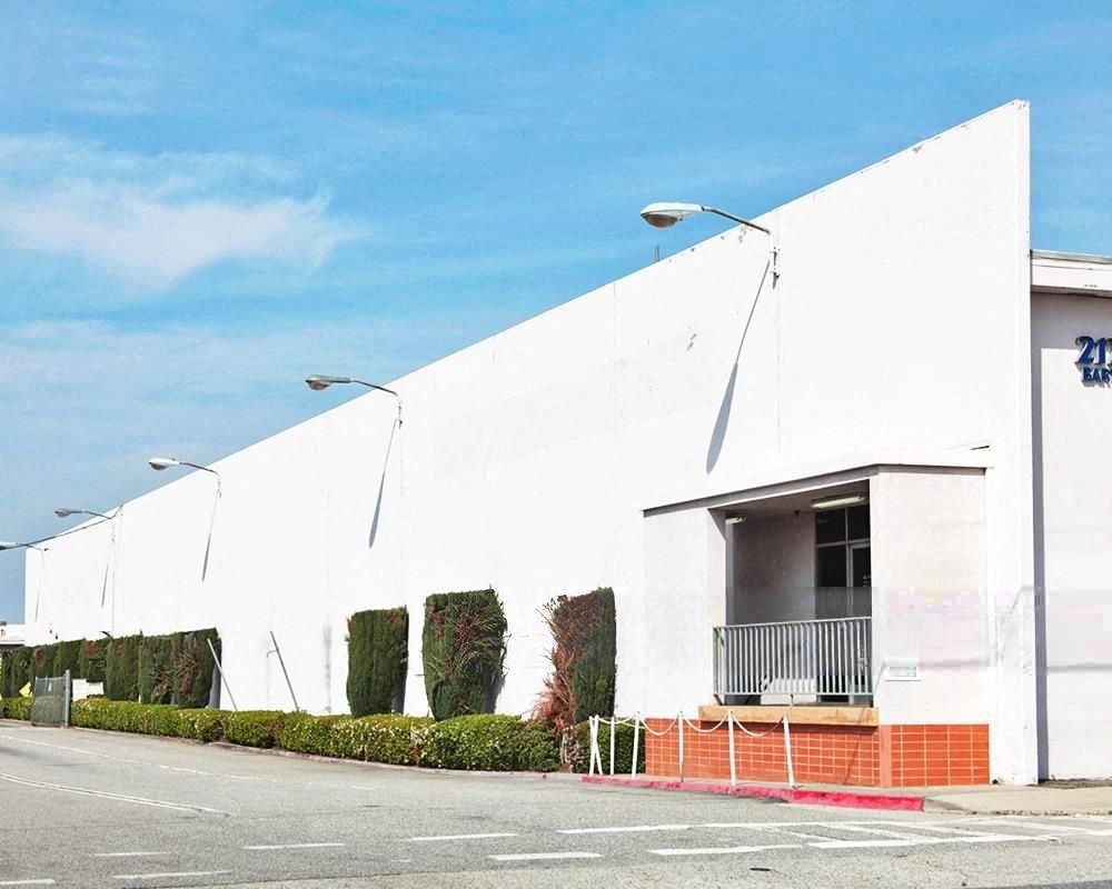 21661 Barton Rd. photo 3