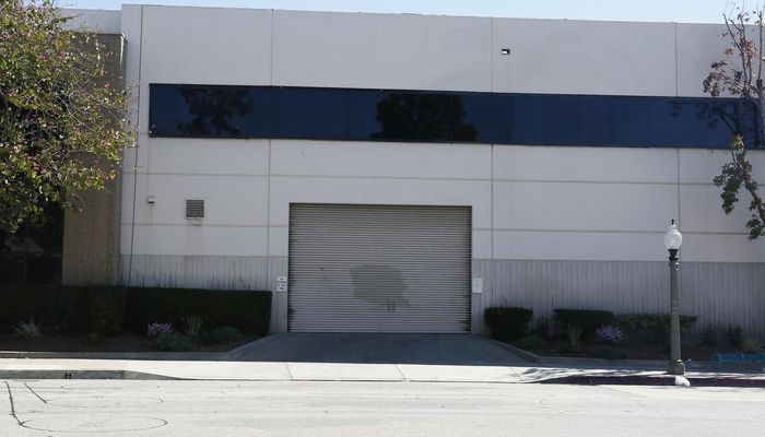 Warehouse Space for Rent at 3700-3710 Robertson Blvd Culver City, CA 90232 - #4