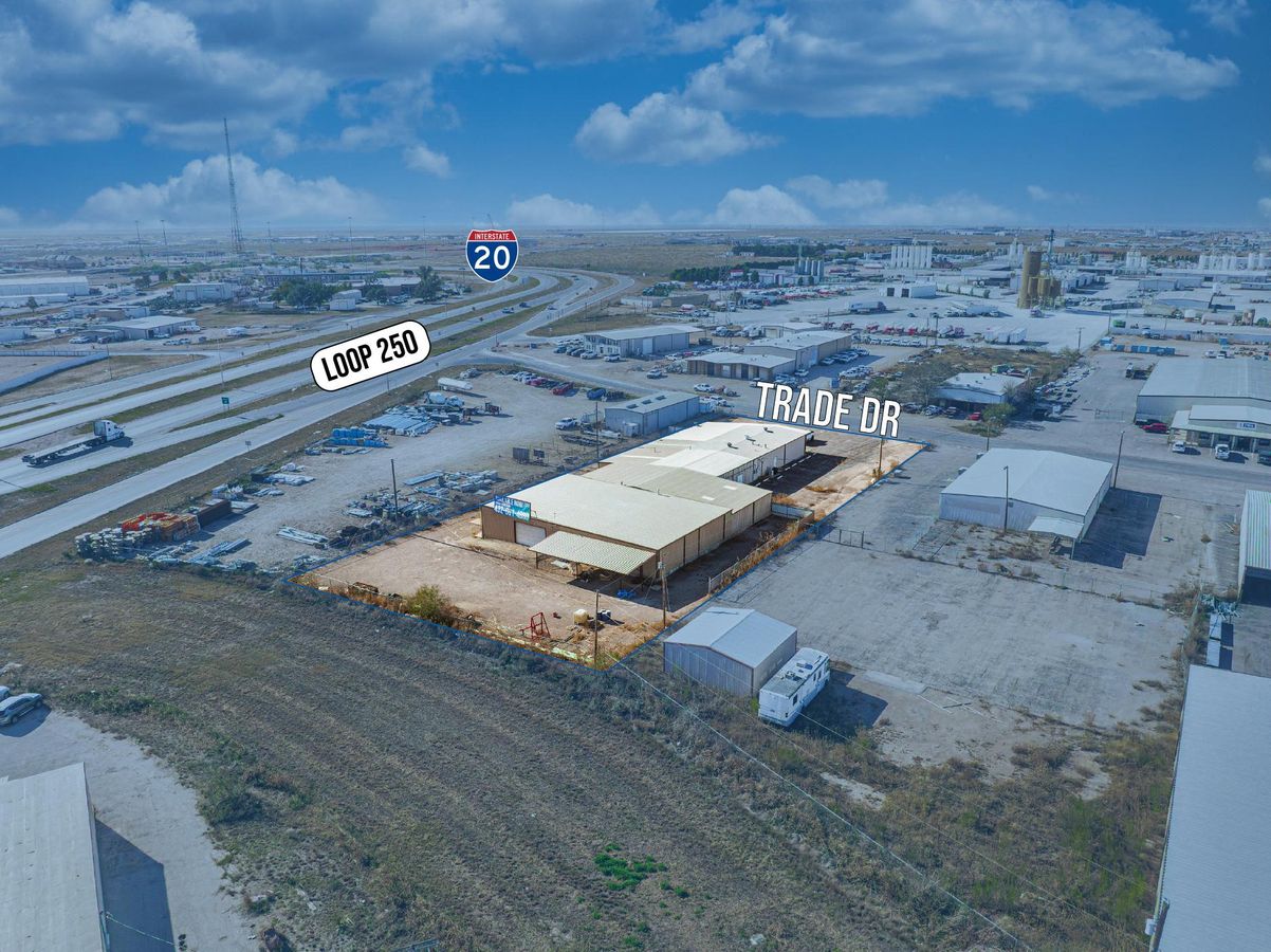 Expansive Warehouse with Counter Sales/Showroom photo 3