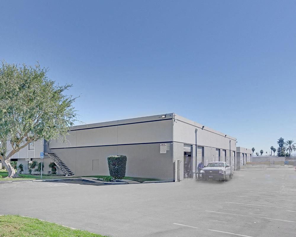 Chestnut Business Park - 1100-1150 East Chestnut Avenue photo 2