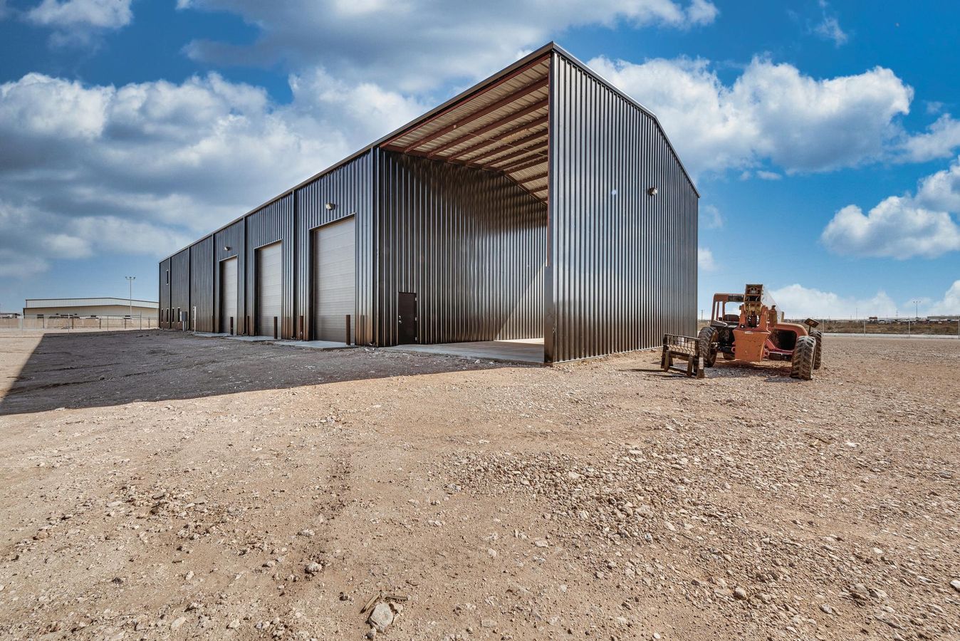 Newly Constructed Industrial Facility w/ Wash-Bay photo 2