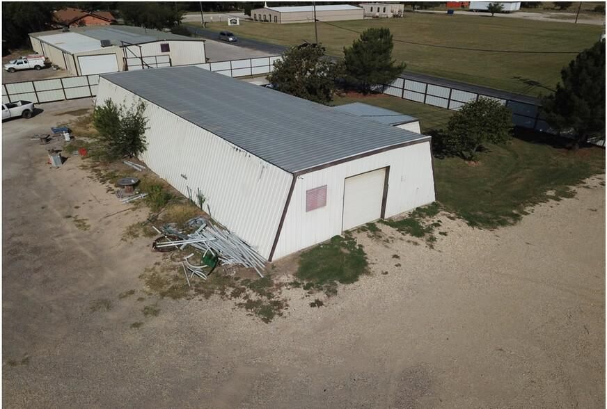 1604 Duck Creek Rd photo 2