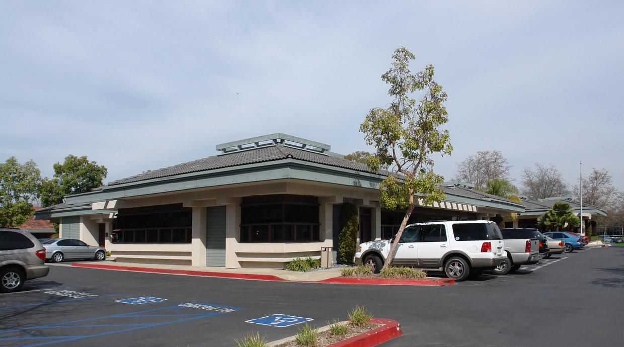 Tristaff Bldg. photo 3