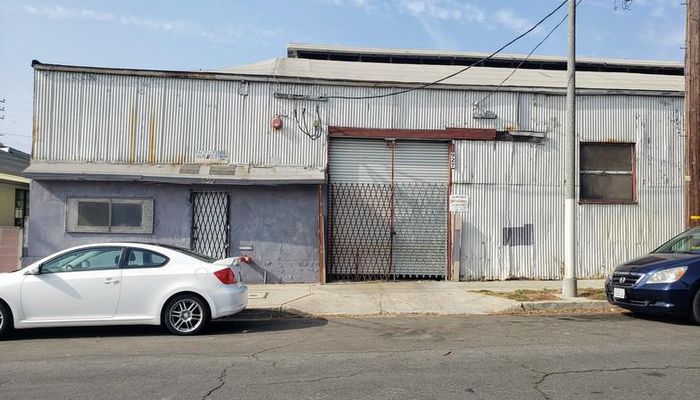 Warehouse Space for Rent at 903 Flint Ave Wilmington, CA 90744 - #3