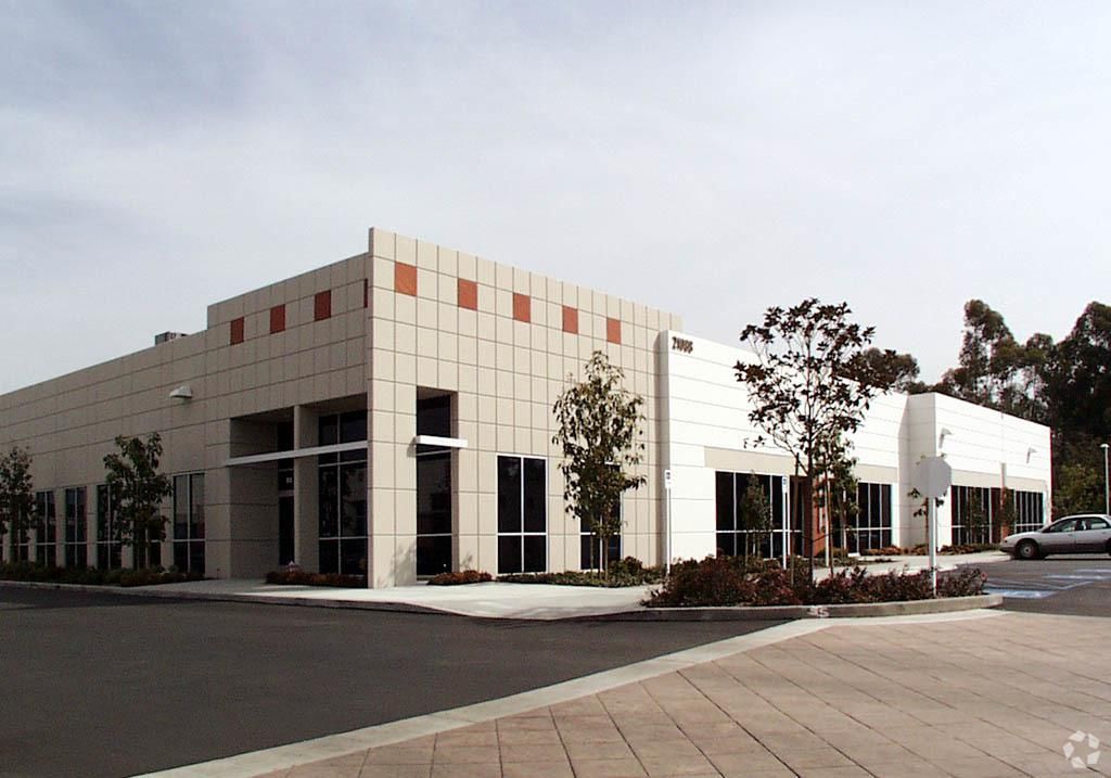 Bldg 3 photo 2