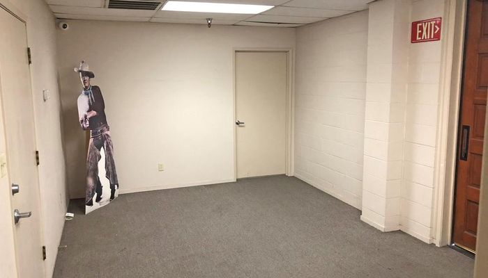 Warehouse Space for Rent at 4339 W Santa Ana Ave Fresno, CA 93722 - #4