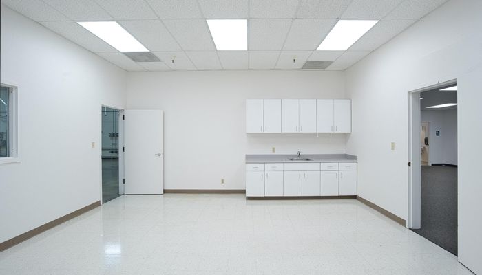 Warehouse Space for Rent at 2023-2035 O'Toole Ave San Jose, CA 95131 - #32