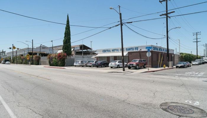 Warehouse Space for Sale at 8201 Santa Fe Ave Huntington Park, CA 90255 - #10